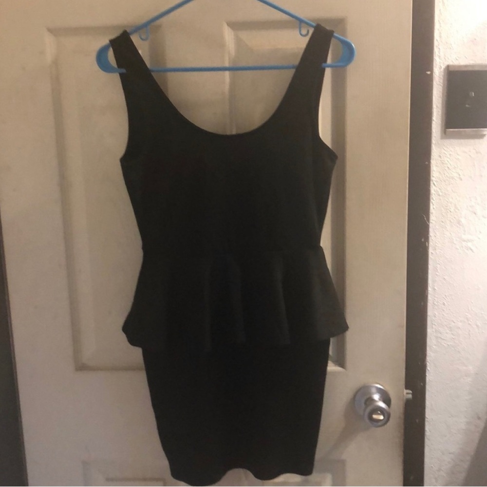 Ambiance Apparel: Little Black Dress